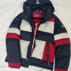 Tommy Hilfiger Men's Red and Black Jacket